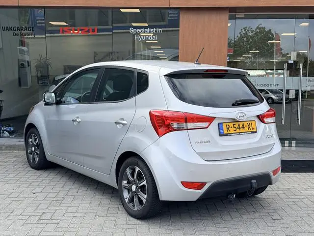Hyundai ix20 1.6i Go! PDC Achter | LMV | Airco | Trekhaak