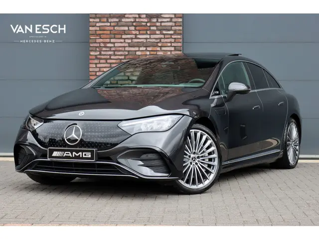 Mercedes-Benz EQE 300 AMG Line 90 kWh | Airmatic | Distronic | Panoramadak | Warmtepomp | Memory | K...