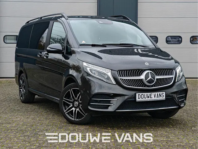 Mercedes-Benz V-Klasse V300 L2 DC 4-Matic AMG Line 360 Camera Navi DAB Panorama