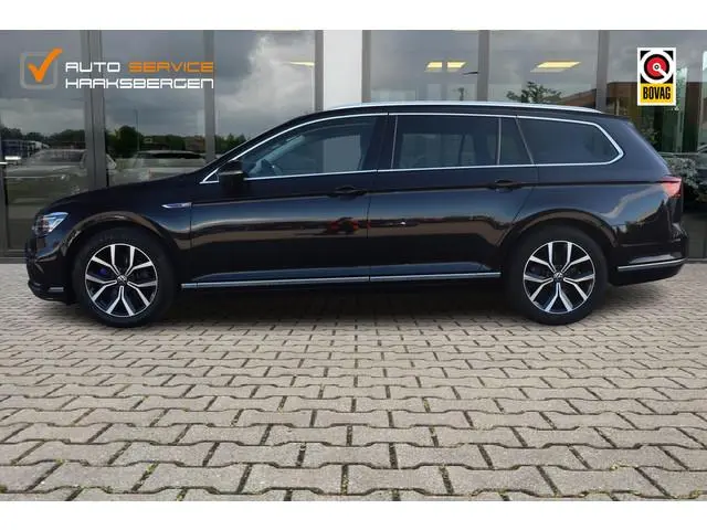 Volkswagen Passat Variant 1.4 TSI PHEV GTE Business | Trekhaak | Camera | Matrix |