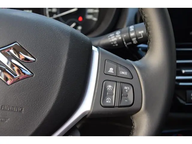 Suzuki S-Cross