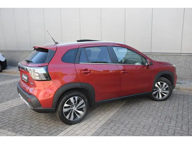 Suzuki S-Cross