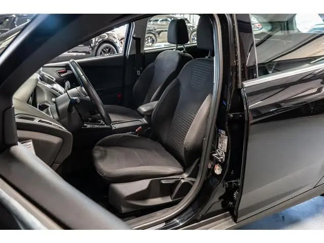 Ford Focus Wagon 1.5 Titanium Edition Navigatie | Trekhaak | Cruise