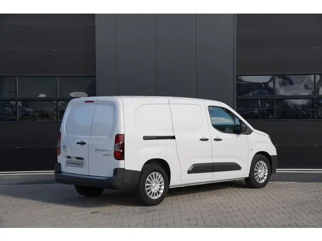 Toyota pro-ace