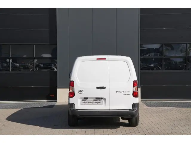 Toyota pro-ace