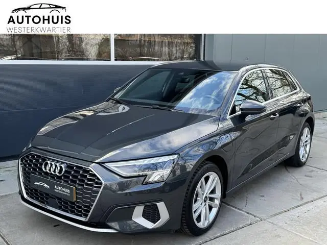 Audi A3 Sportback 40 TFSI e 204pk DSG Business edition Virtual Cockpit Climate Control LED Sportstoe...