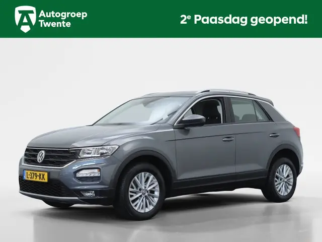 Volkswagen T-Roc 1.0 TSI Style | All Seasons | Carplay |