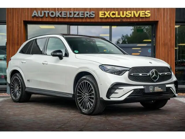 Mercedes-Benz GLC-klasse 300de 4MATIC AMG Line Edition | Panorama | Burmester 3D | Distronic | Trekh...
