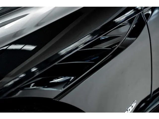 Aston Martin DBS