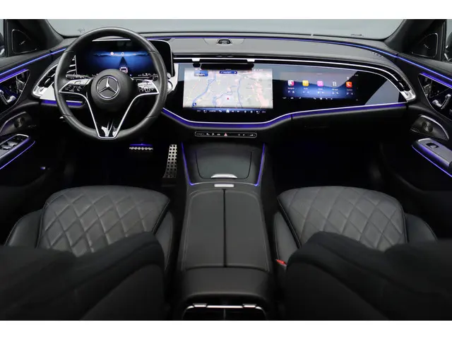Mercedes-Benz E-klasse Estate 300 e Exclusive Line Premium | Hyperscreen | Luchtvering | Massage | S...