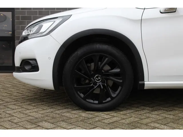 DS DS 4