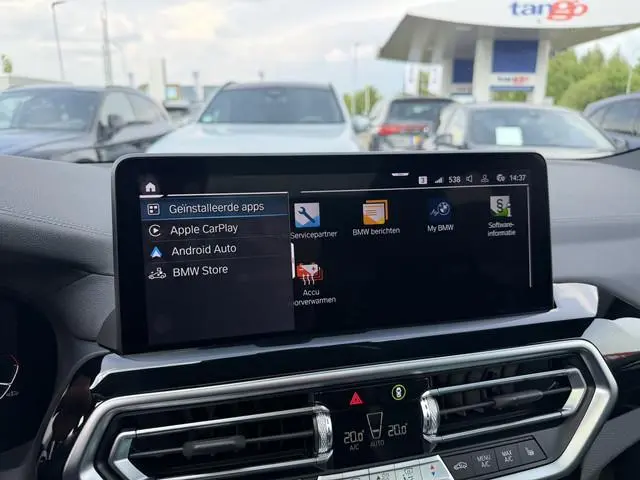 BMW iX3