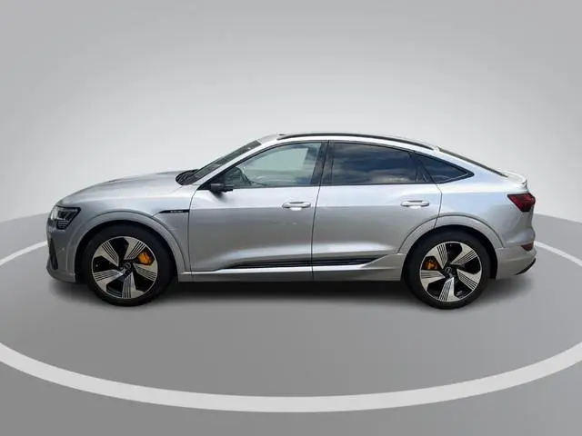 Audi e-tron Sportback 50 Quattro 313pk S Edition 71 kWh · Panoramadak · 360 Camera · Luchtvering · V...