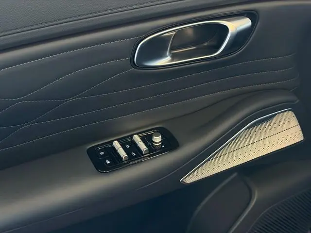 Geely Starray EM-i