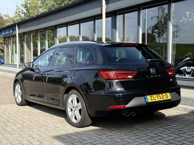 SEAT Leon ST 1.4 EcoTSI FR Business Intense Pano Apple Carplay BTW