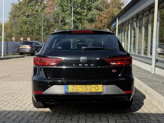 SEAT Leon ST 1.4 EcoTSI FR Business Intense Pano Apple Carplay BTW