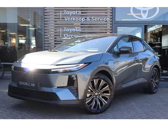 Toyota C-HR+
