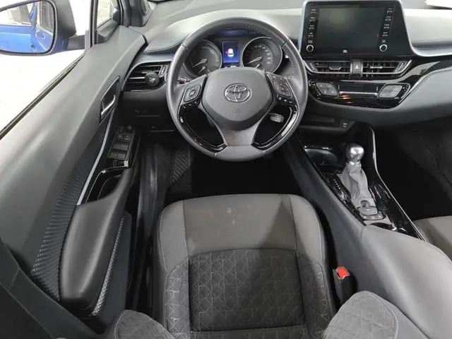 Toyota C-HR 1.8 Hybrid Business Plus 1e-Eig. & Dealer-Onderh. BOVAG-Garantie. NL-Auto.