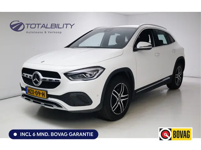 Mercedes-Benz GLA-klasse 250 e Business 218 PK | Solution Luxury Limited   | Wegklapbare trekhaak |...