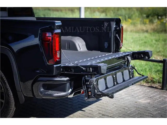 GMC Sierra