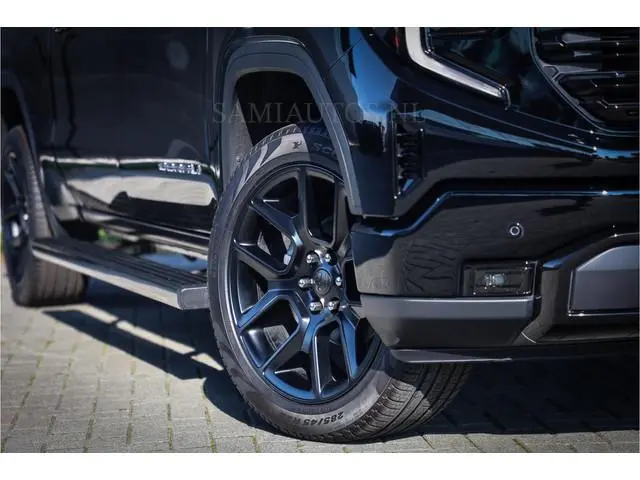 GMC Sierra