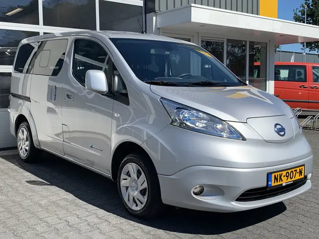 Nissan e-NV200 80KW 24 kWh Evalia 7-persoons Climate control Cruise control Navigatie Combi Personen...