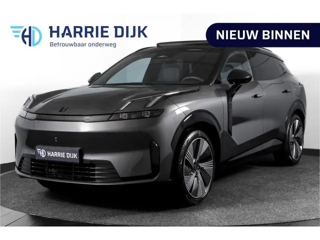 Lynk & Co 08