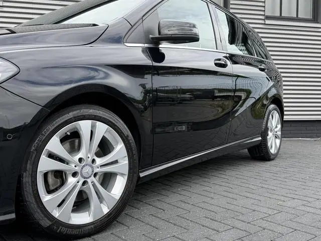 Mercedes-Benz B-klasse 180 Prestige |Leer|Camera|Stoelverwarming|
