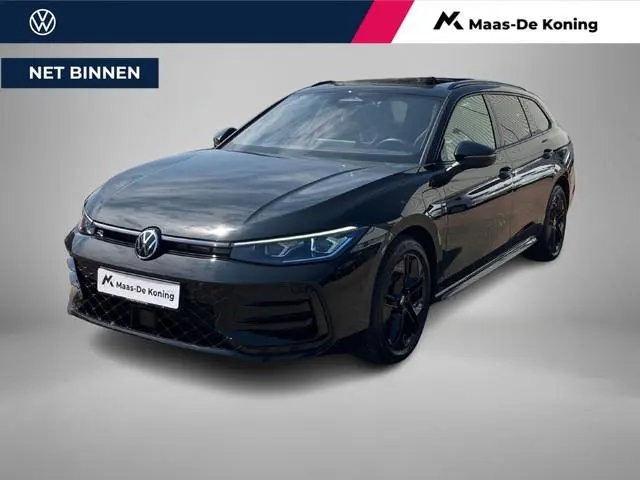 Volkswagen Passat Variant 1.5eHybrid 200kW/272PK R-Line Black Style DSG · Panoramadak · Navigatie ·...