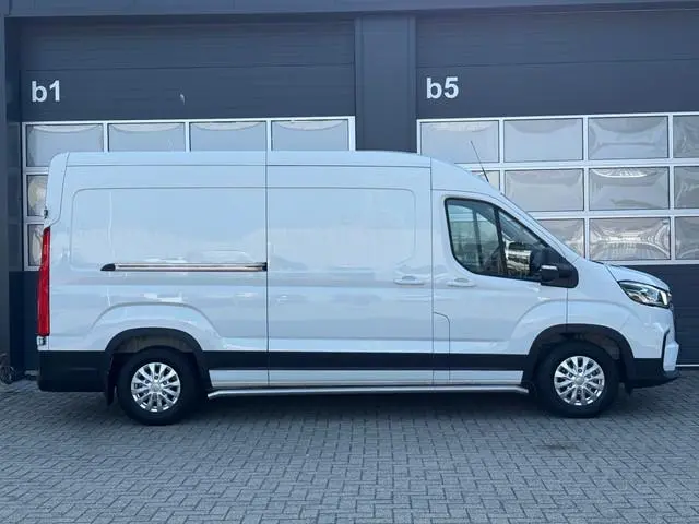 Maxus Edeliver 9 eDeliver L3H2 89kw SOH 93,2% 296 km WLTP 204PK / Trekhaak / ACC / Keyless / Lane /...