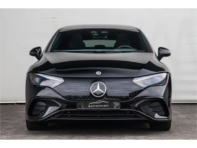 Mercedes-Benz EQE 300 AMG Premium, Pano, Leder, Nightpack, Burmester