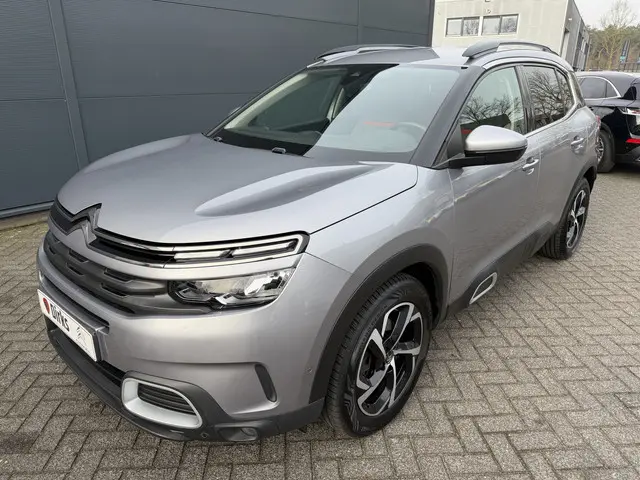 Citroën C5 Aircross 180pk Feel (Camera - Keyless Entry - Automatische Airco - Navigatie - Parkeersen...