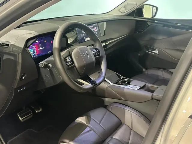 DS DS 4
