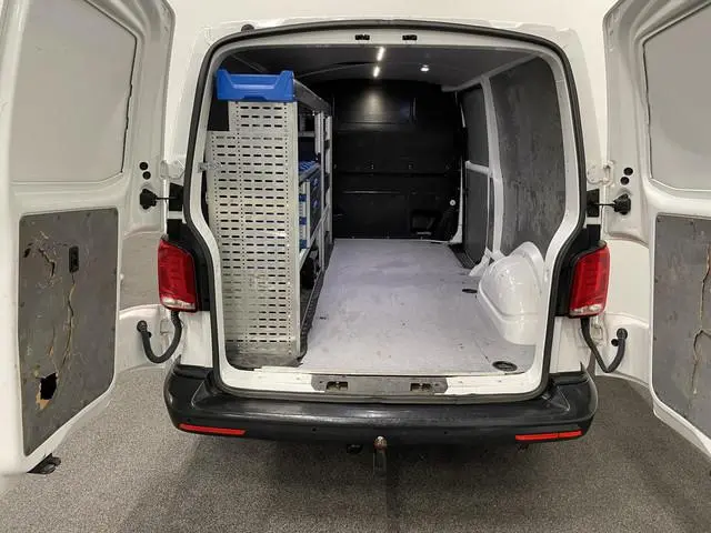 Volkswagen Transporter 2.0 TDI L2H1 Trendline Airco Cruise Control 2x schuifdeur Trekhaak Parkeersen...
