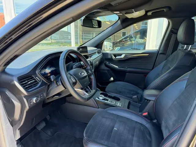 Ford Kuga 2.5 PHEV ST-Line Winterpakket