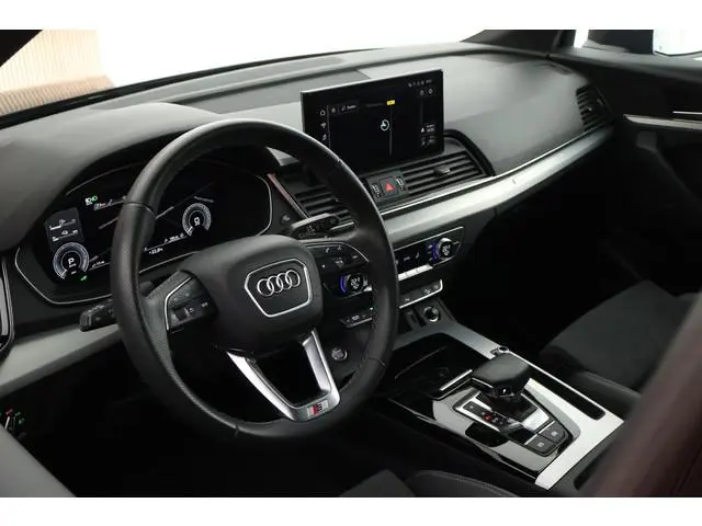 Audi Q5 50 TFSI e 299pk S edition Competition Trekhaak 360Camera Keyless Panoramadak Virtual Cockpit...