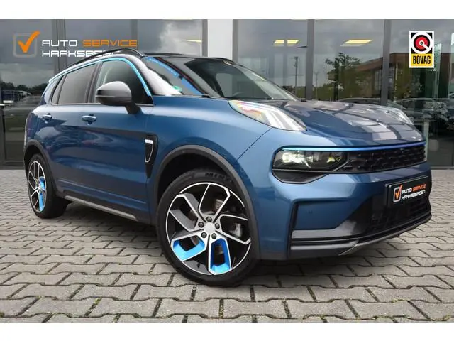 Lynk & Co 01