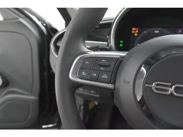 Fiat 600 1.2 Hybrid 110 Urban | Camera | Dodehoekdetectie | Keyless | Apple Caprlay