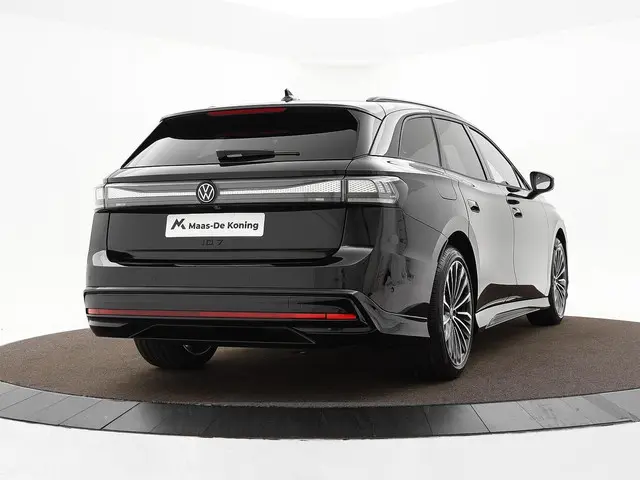 Volkswagen ID.7 Tourer Pro Limited Edition 77 kWh accu 286 PK 20" Trondheim l Exterieur Pakket Plus