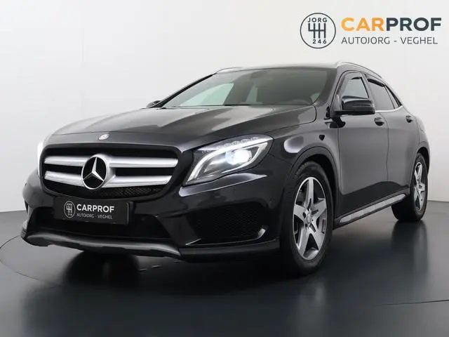 Mercedes-Benz GLA-klasse 250 4Matic Ambition AMG Styling Camera Climate Controle Off Road pakket Sto...