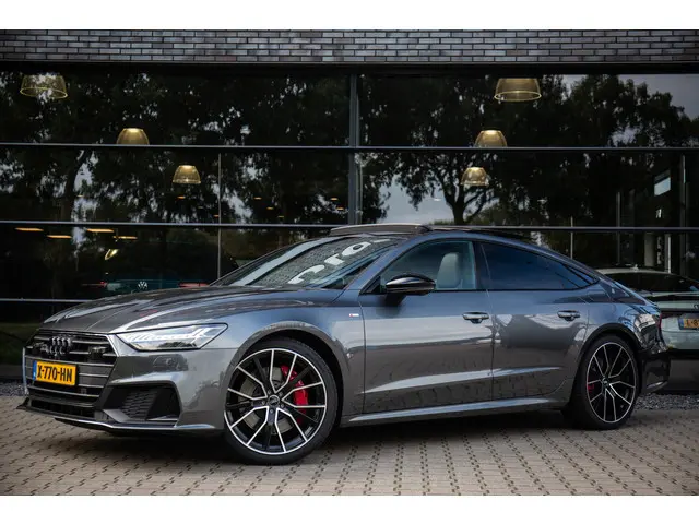 Audi A7 Sportback 55 TFSI e quattro Competition , Panoramadak, Head-up Display, S7 Diffuser, RS-Zete...