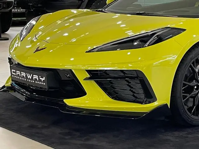 Corvette C8