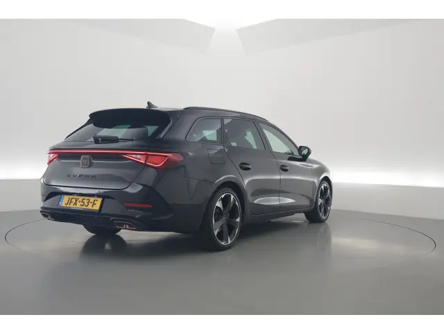 CUPRA Leon Sportstourer 1.4 e-Hybrid 204pk | Navi | Adapt. Cruise | CarPlay | Keyless | Camera | Sto...