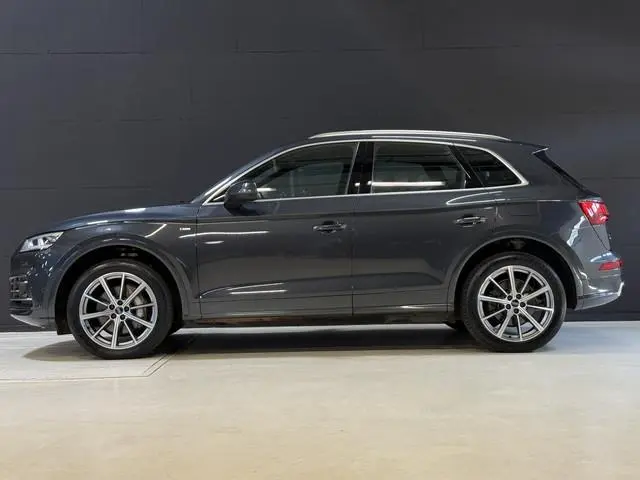 Audi Q5 55 TFSI e quattro Competition 2x S-Line | Apple Carplay | Stoelverwarming