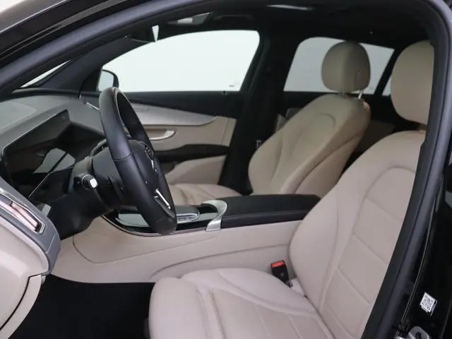Mercedes-Benz EQC 400 4MATIC Luxury Line 80 kWh /Schuifdak /20 Inch /Keyless go /CarPlay /Distronic...