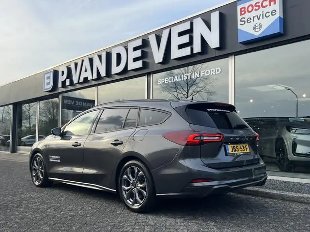 Ford Focus Wagon 1.0 EcoBoost Hybrid ST Line 125pk/92kW 6-bak | Driver Assistance Pack | Winter Pack...