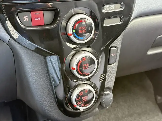 Peugeot iOn
