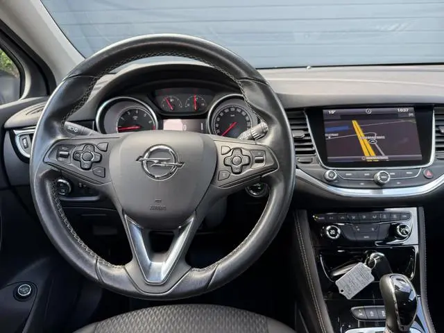 Opel Astra Sports Tourer 1.4 Innovation 2e Eigenaar,Apple Carplay/Android Auto,150pk,Halfleder,Trekh...