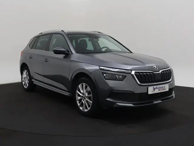 ŠKODA Kamiq 1.0 TSI DSG Style Led | Nav | Clima | VC  Bj 01-2023 50.440 KM