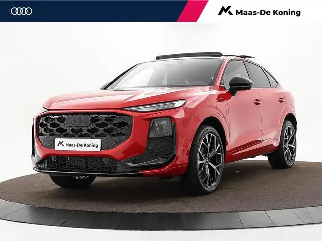 Audi Q3 Sportback 1.5 200kW e-hybrid S edition 272 PK · Tech pro · Glazen panoramadak · Sportstoelen...
